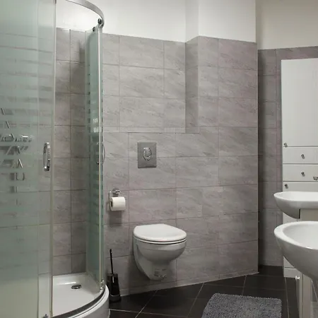 Edison 52 By Lorenc Berlim