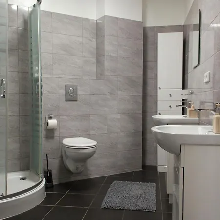 Edison 52 By Lorenc ゲストハウス 3*