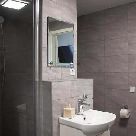 Edison 52 By Lorenc ゲストハウス