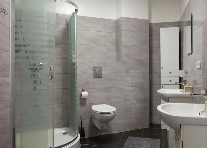 Edison 52 By Lorenc Berlino